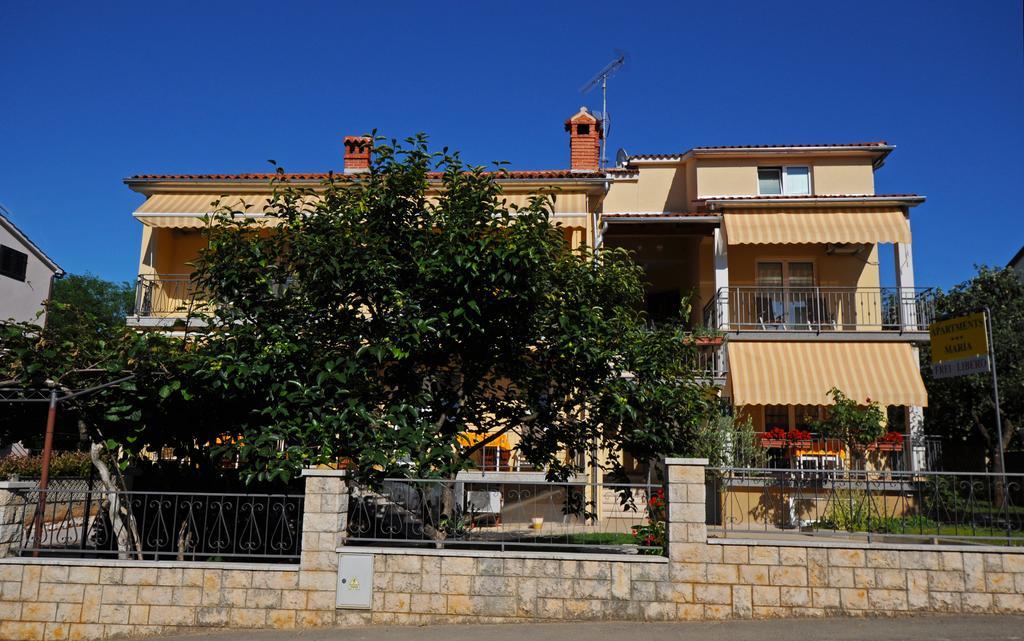 Apartments Maria Porec Esterno foto